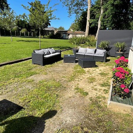 Chambres d'Hôtes Le Clos des Marronniers Douvres-la-Délivrande Exterior foto