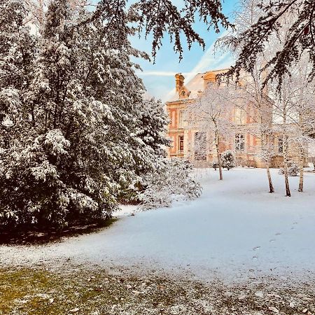 Chambres d'Hôtes Le Clos des Marronniers Douvres-la-Délivrande Exterior foto